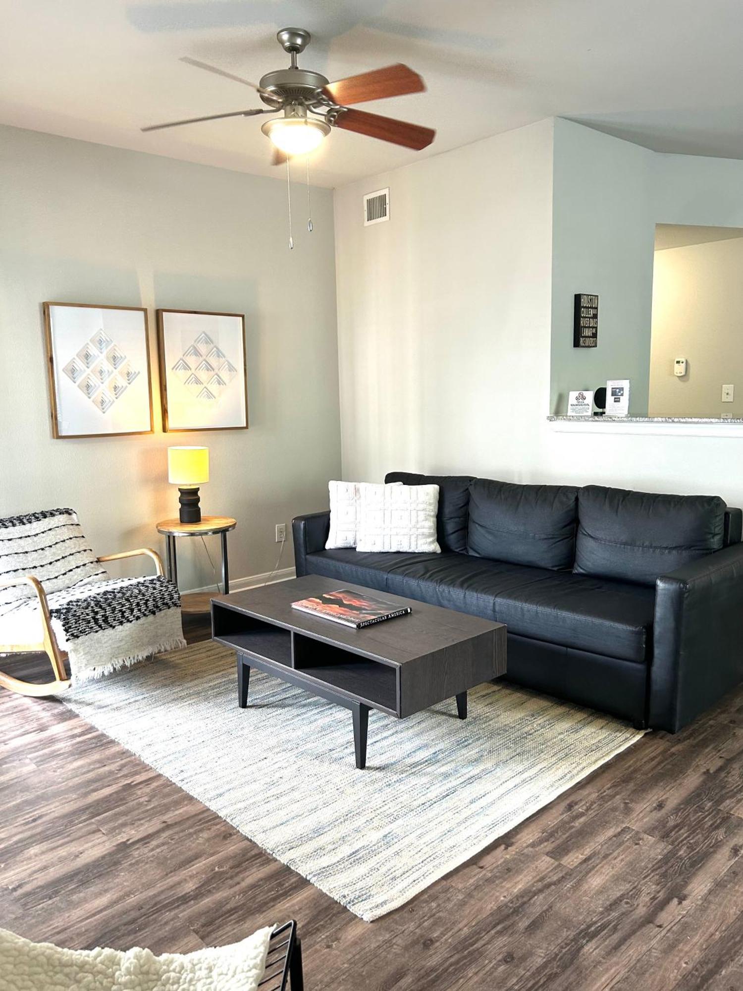 Hidden Gem At Med Center 2Br & 2Ba Apartment Houston Exterior foto