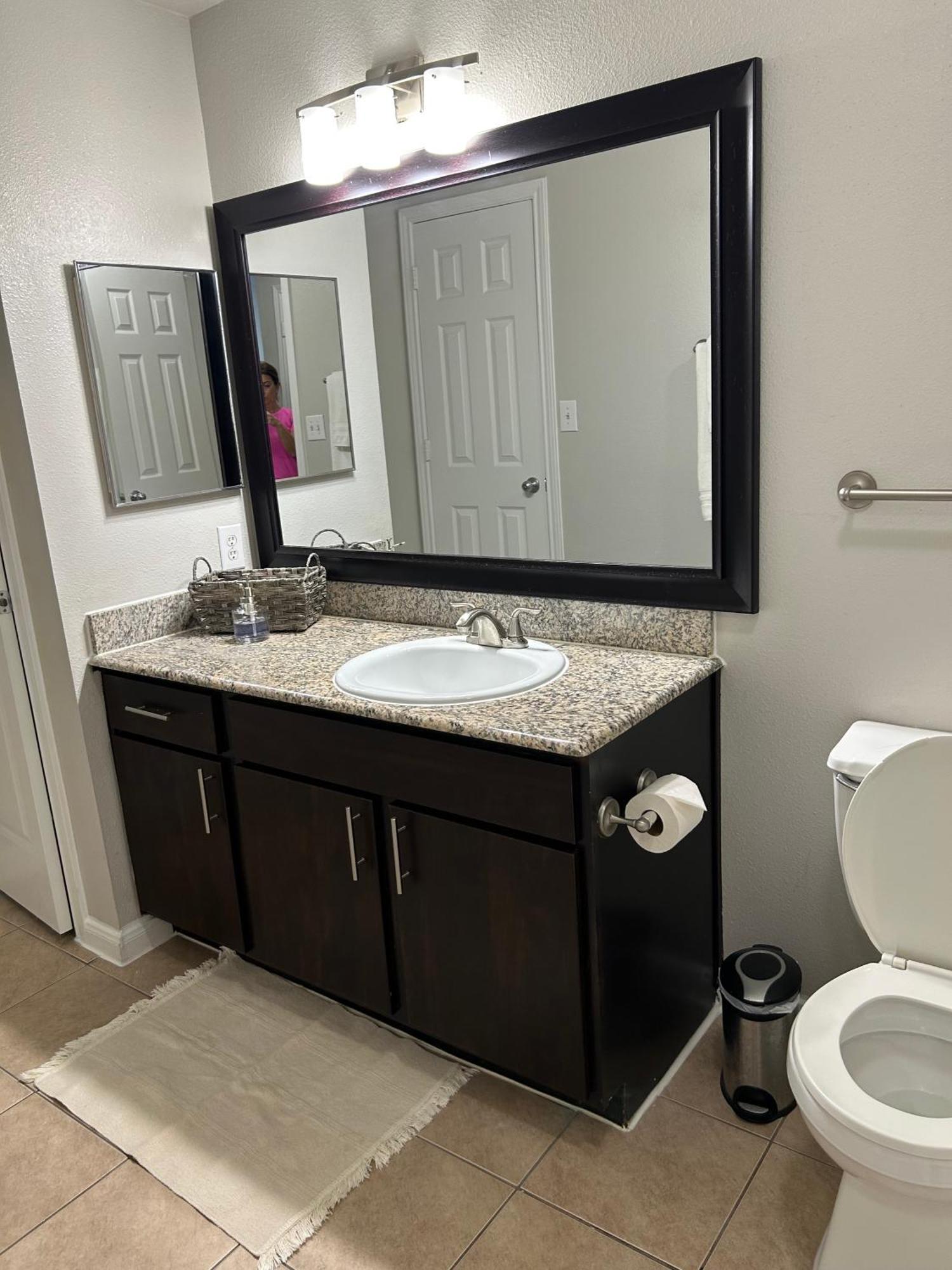 Hidden Gem At Med Center 2Br & 2Ba Apartment Houston Exterior foto