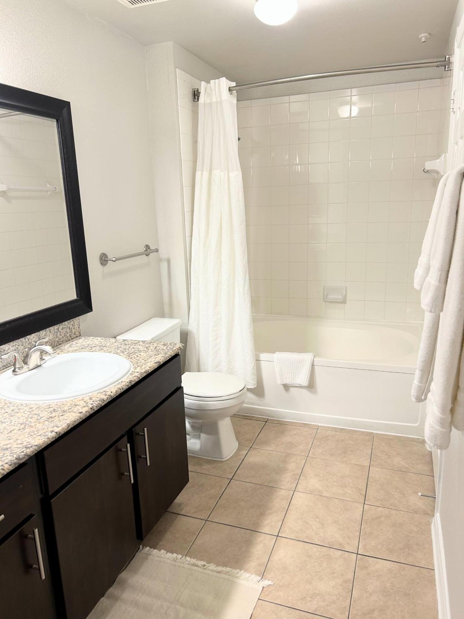 Hidden Gem At Med Center 2Br & 2Ba Apartment Houston Exterior foto